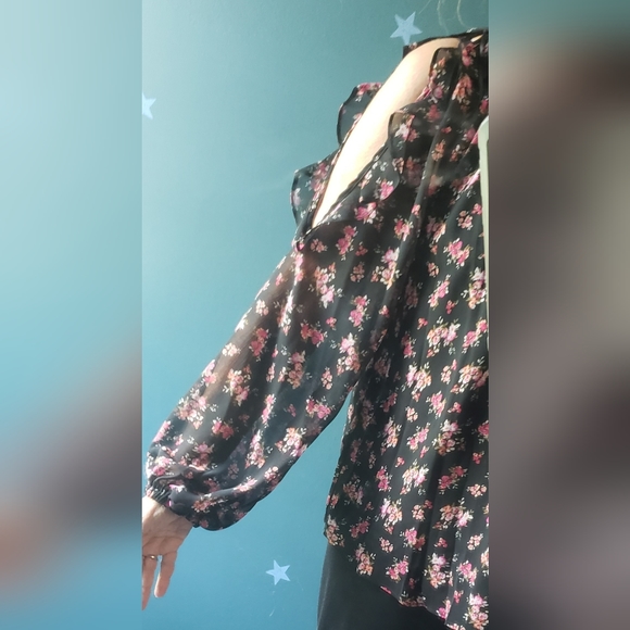 Blouse - Picture 3 of 8